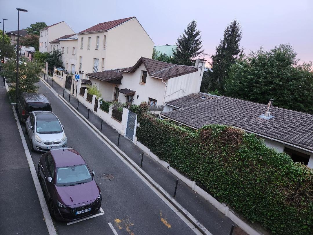 Superbe Appartement ,Proche De Paris, Dans Residence Privee , Ideal Familles, Parking Et Wifi Gratuits! ! ! วิทรี-ซูร์-แซน ภายนอก รูปภาพ