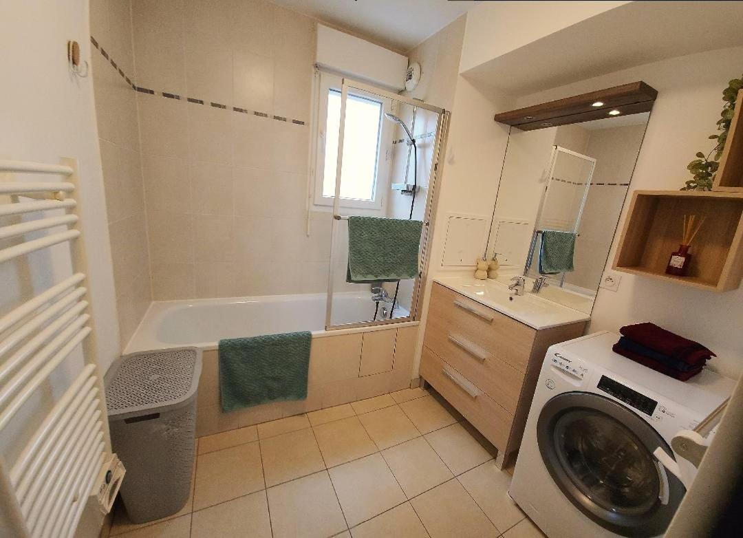 Superbe Appartement ,Proche De Paris, Dans Residence Privee , Ideal Familles, Parking Et Wifi Gratuits! ! ! วิทรี-ซูร์-แซน ภายนอก รูปภาพ