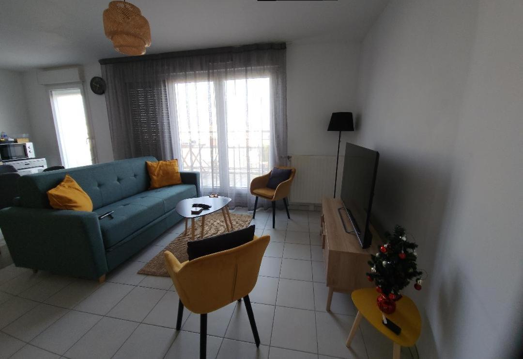 Superbe Appartement ,Proche De Paris, Dans Residence Privee , Ideal Familles, Parking Et Wifi Gratuits! ! ! วิทรี-ซูร์-แซน ภายนอก รูปภาพ